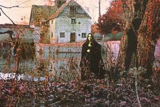 Black Sabbath, capa do primeiro disco