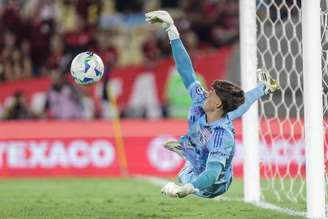 Léo Nannetti em ação pelo Flamengo