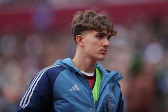 Max Dowman se tornou o jogador mais jovem a vencer a Premier League