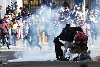 Protestos pedindo a renúncia de Rodrigo Paz crescem na Bolívia