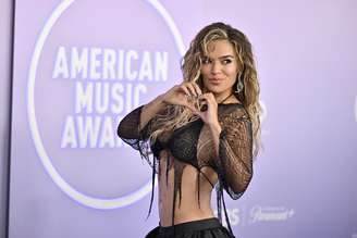 Karol G recebeu homenagem no prêmio