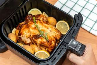 Frango com batata e limão-siciliano