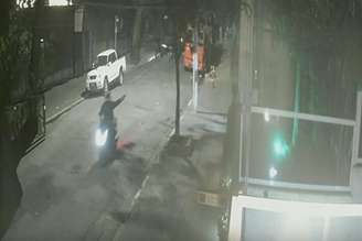 Vítima foi baleada após reagir a assalto em Pinheiros.