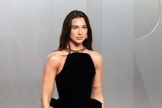 Casamento de Dua Lipa na Sicília previsto para setembro deverá ocorrer nos próximos dias