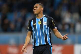 Grêmio tentará quebrar longo tabu contra o Corinthians