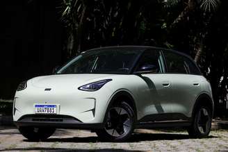 Geely EX2 já é o segundo carro elétrico mais vendido do Brasil