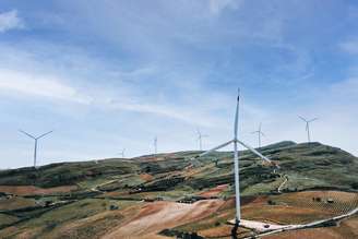 Usina eólica em Alcamo, na Sicília, sul da Itália