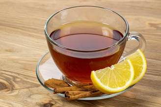 Chá de canela com limão