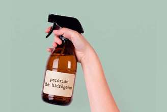 13 maneiras engenhosas de usar água oxigenada em sua casa