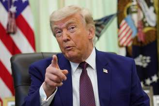 O presidente dos EUA, Donald Trump, discursa durante um evento no Salão Oval da Casa Branca em 3 de junho de 2026, em Washington, DC.