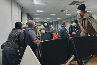 Manifestantes ocuparam os blocos K e L da administração central da USP.
