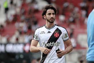 JP ganha mais uma extensão de contrato no Vasco –