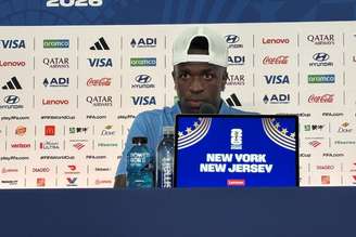 Vini Jr. deu entrevista coletiva antes da estreia do Brasil na Copa do Mundo