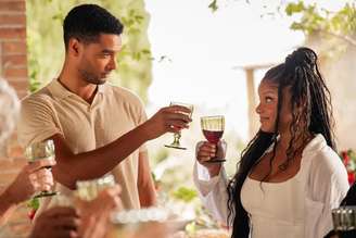 Vinho, Itália e romance: essa é a fórmula de 'Eu & Você na Toscana'