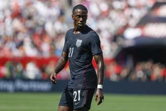Timothy Weah durante amistoso entre Estados Unidos e Alemanha; atacante é filho de George Weah, ex-melhor jogador do mundo e ex-presidente da Libéria.