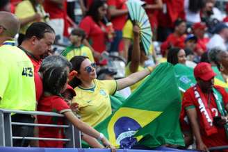 Torcedores no MetLife Stadium, em Nova Jersey, para acompanhar Brasil e Marrocos
