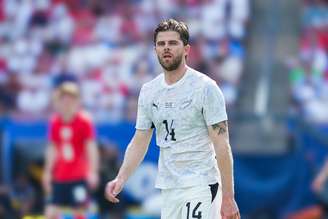 Alex Rufer (Nova Zelândia) durante jogo contra a Inglaterra, no dia 06.06.2026. 