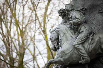 Anita e Giuseppe Garibaldi já foram homenageados com monumento em Roma