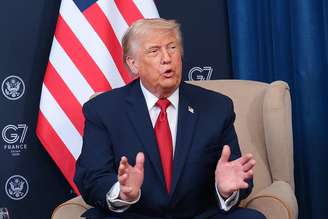 Donald Trump durante cúpula do G7 na França