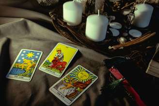 Cada carta do tarot carrega um significado próprio e aponta caminhos para quem busca autoconhecimento