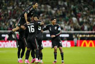 México está garantido nos 16 avos de final da Copa