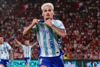 Larrubia comemora o gol do acesso do Málaga –