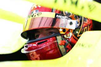 Jake Dennis faz pole position em Sanya