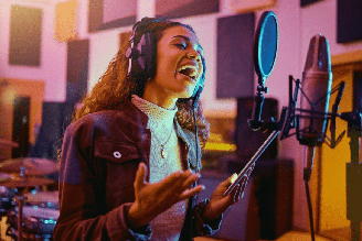 Construir uma carreira sustentável na música exige mais do que talento