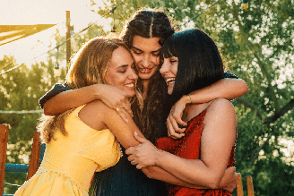 A terceira temporada de “Uma Nova Mulher” acompanha as personagens no desfecho de suas jornadas espirituais 