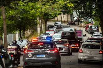 PM é preso na zona norte por suspeita de assalto e roubo de celulares.