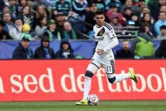 Gabriel Pec durante partida do Los Angeles Galaxy contra o Seattle Sounders, pela MLS 