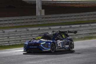 Após vitória na Sprint da Stock Car, Felipe Baptista fecha etapa de Cuiabá com sexto lugar com a CAR Racing