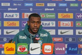 Rayan em coletiva da Seleção Brasileira