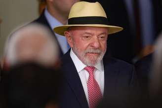 Pesquisa Meio/Ideia: Lula é aprovado por 48,5% e desaprovado por 49% 