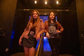 Elenco ainda conta com Klara Castanho como Maiara, Sophia Valverde como Maraisa