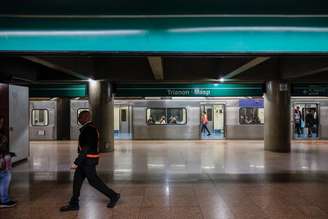 Linha 2-Verde enfrentou lotação e lentidão de trens na tarde desta quinta-feira, 2.