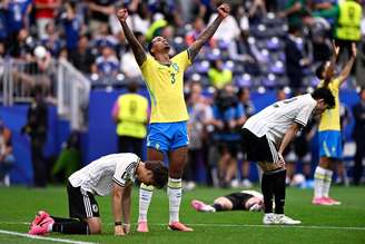 Gabriel Magalhães e Haaland protagonizaram grandes duelos na temporada