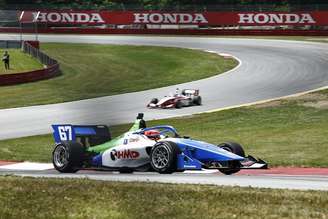 Carro de Enzo Fittipaldi em treino livre no Mid-Ohio Sports Car Course