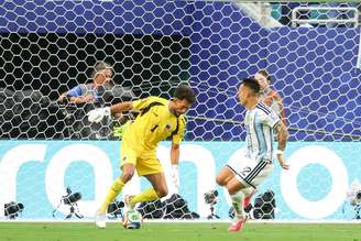 Vozinha em partida contra a Argentina