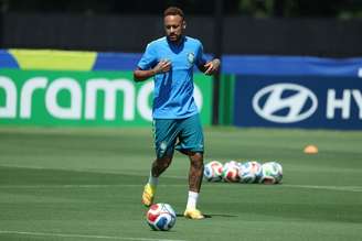 Neymar durante seleção brasileira que treina no Columbia Park, centro de treinamento do New York Red Bulls