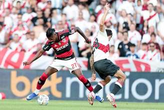 Bruno Henrique: um gol e vítima de gestos racistas –