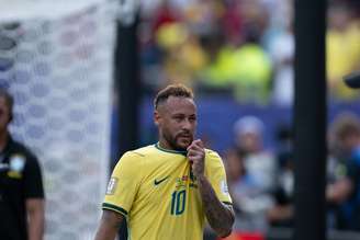 Neymar lamenta derrota para a Noruega ao final da partida válida pelas oitavas de final da Copa do Mundo disputada em East Rutherford Nova Jersey, perto de Nova York, nos Estados Unidos, neste domingo, 5 de julho de 2026