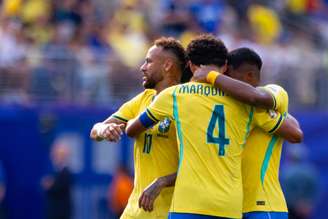 Jogadores da Seleção Brasileira lamentam eliminação do Brasil na Copa do Mundo