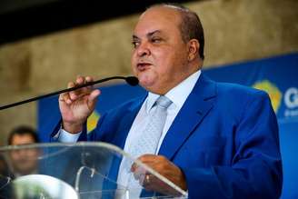 O ex-governador Ibaneis Rocha (MDB-DF) desistiu de disputar o Senado