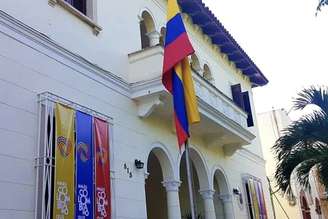 De la Espriella encerrará serviços na Embaixada da Colômbia em Havana