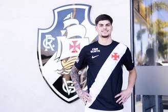 Paulinho, novo reforço do Vasco. 