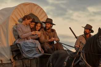 Uma Casa na Pradaria, nova série da Netflix, adapta livros de Laura Ingalls Wilder.