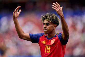 Lamine Yamal em campo na Copa do Mundo pela Espanha –