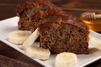 bolo de banana com canela sem glúten.
