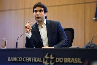 Galípolo mencionou que o BC brasileiro já assinou termos de cooperação técnica com mais de 47 bancos centrais pelo mundo para o desenvolvimento de sistemas semelhantes ao Pix.